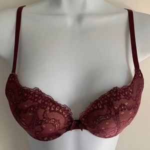 Maidenform Lace Padded Bra 32B